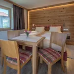 豪苏住宿加早餐旅馆 Neukirchen am Großvenediger