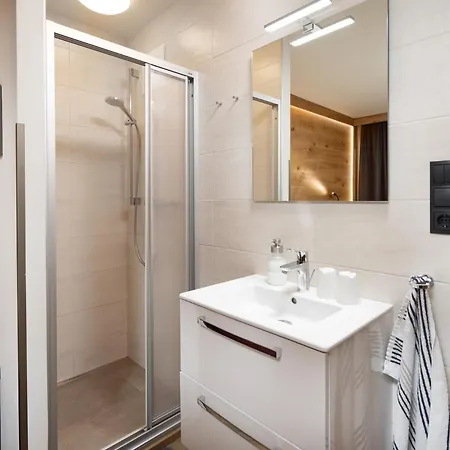 Hoelzl Гостевой дом 3*